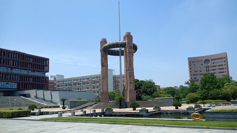 芯片尺寸规格：行业标准解析与选购要点